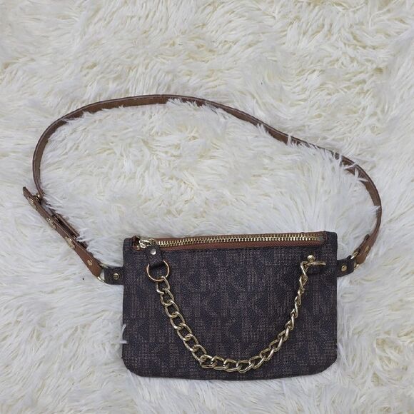 Michael Kors Brown Crossbody Bag with Gold Chain Detail - Picture 1 of 5